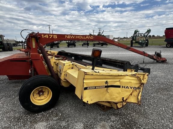 Image of New Holland 1475 equipment image 4