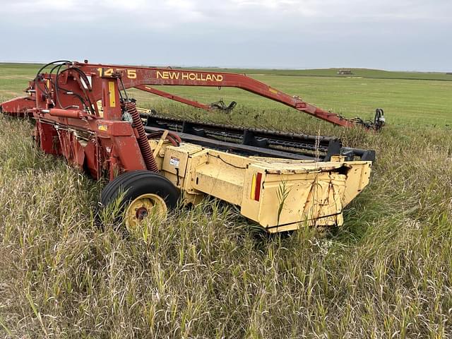 Image of New Holland 1475 equipment image 3