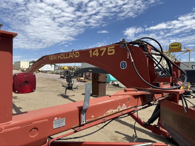 Image of New Holland 1475 equipment image 4