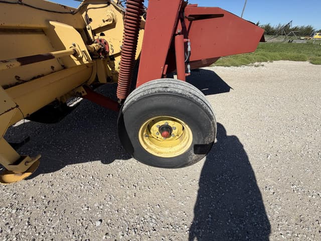 Image of New Holland 1475 equipment image 2