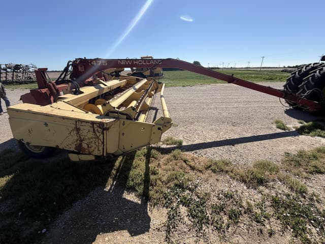 Image of New Holland 1475 equipment image 3