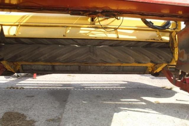 Image of New Holland 1475 equipment image 4