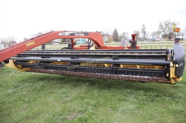 Image of New Holland 1475 equipment image 3