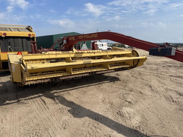 Image of New Holland 1475 equipment image 2