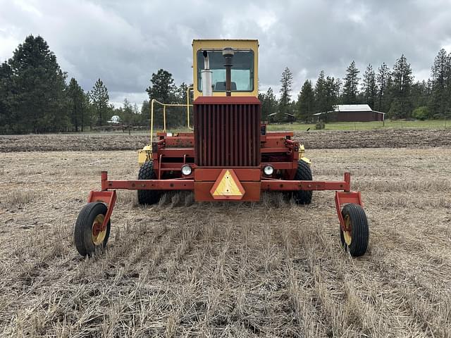 Image of New Holland 1496 equipment image 3