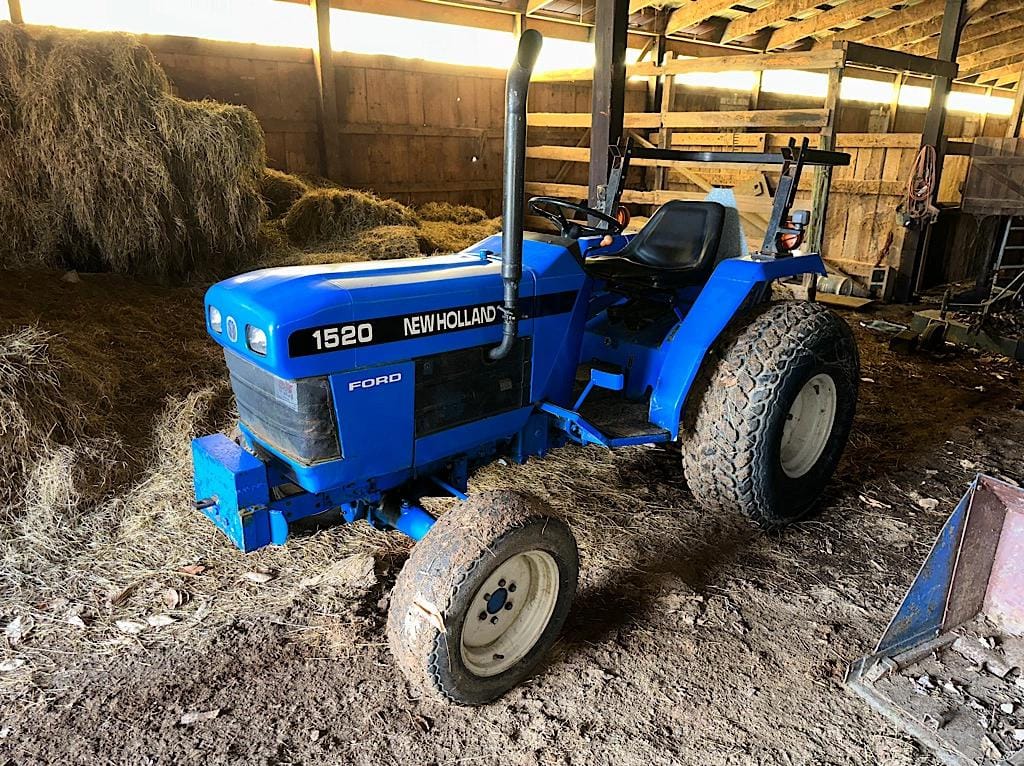Main image New Holland 1520