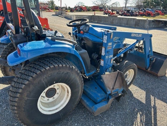 New Holland 1530 Equipment Image0