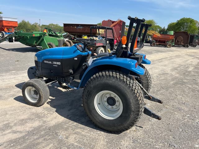 Image of New Holland 1530 equipment image 1