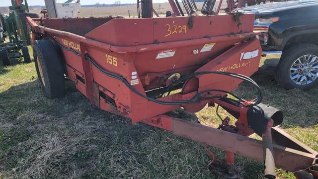 Image of New Holland 155 equipment image 2