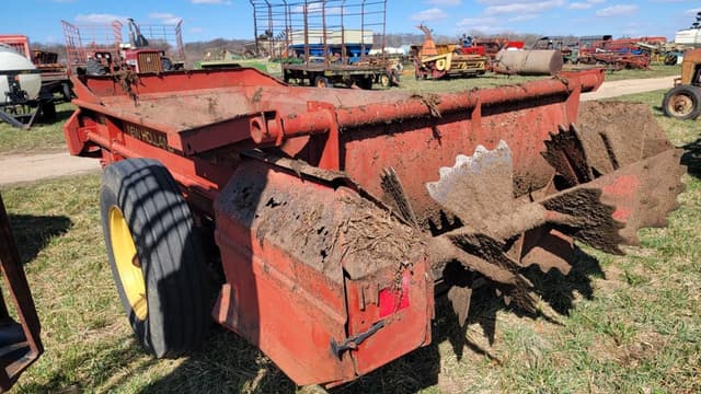 Image of New Holland 155 equipment image 1