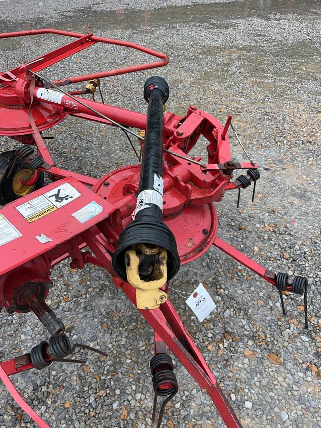 Image of New Holland 163 equipment image 2