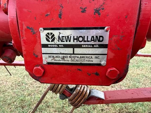 Image of New Holland 163 equipment image 3