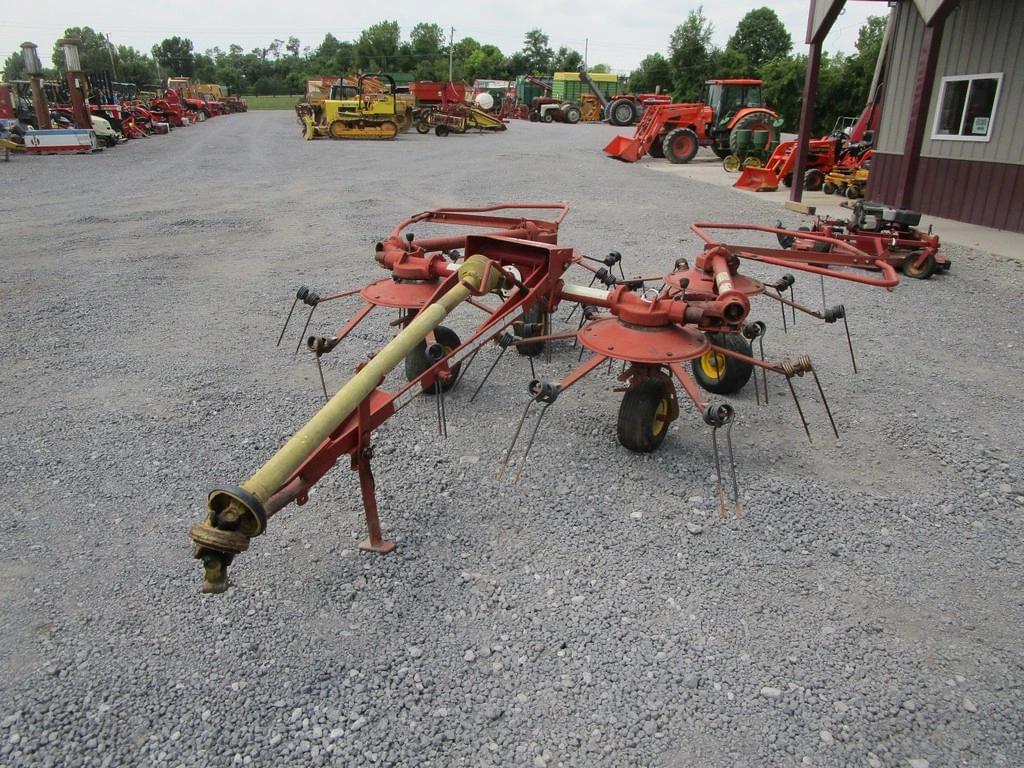 Image of New Holland 163 Primary image