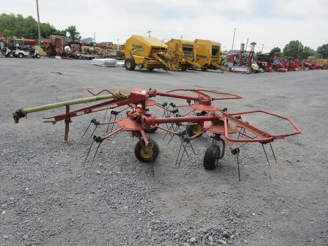 Image of New Holland 163 equipment image 1