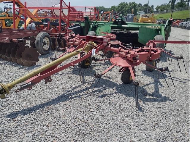Image of New Holland 163 equipment image 1
