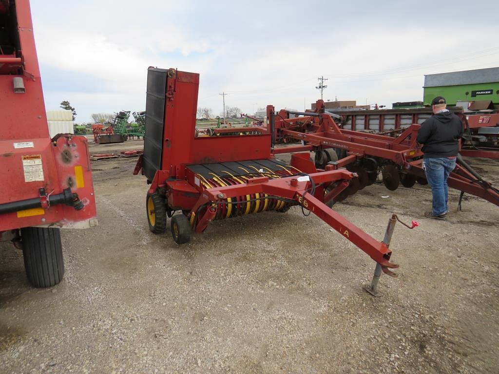 Image of New Holland 166 Image 0