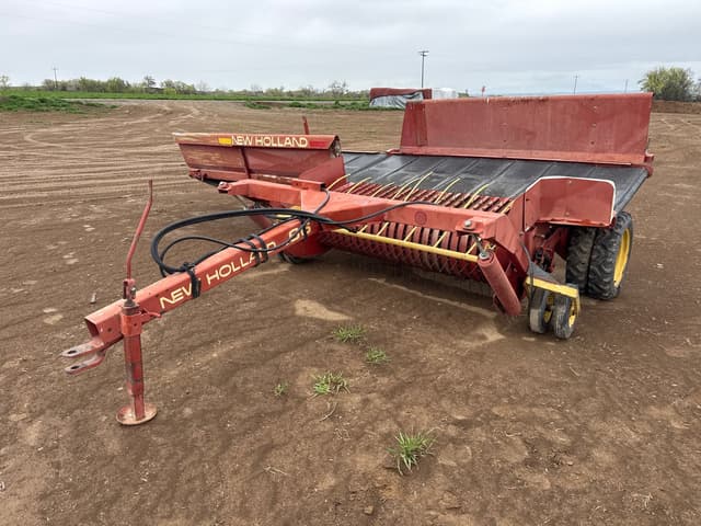 Image of New Holland 166 equipment image 1