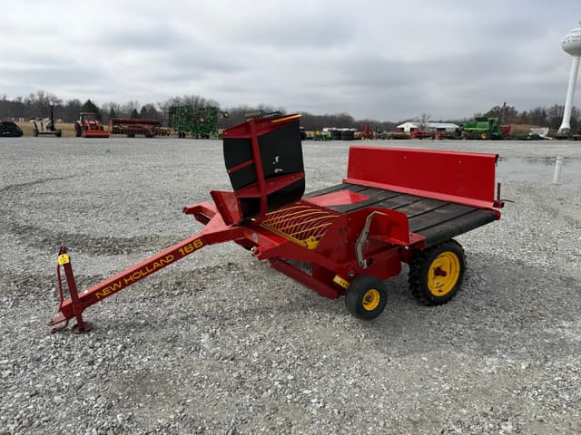 Image of New Holland 166 equipment image 1