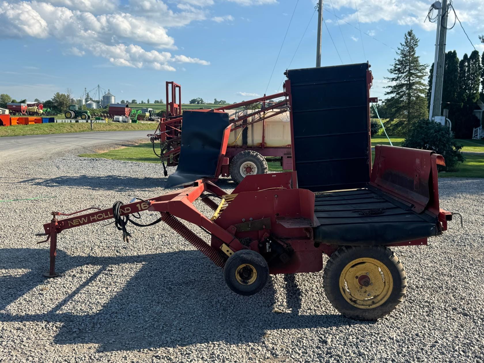 New Holland 166 Equipment Image0