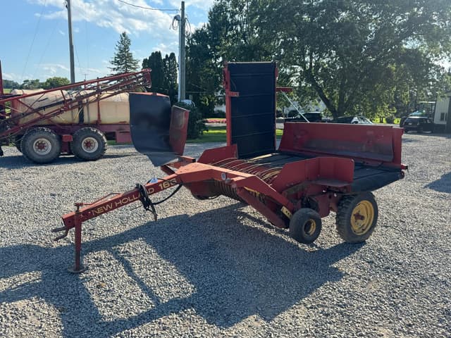 Image of New Holland 166 equipment image 1