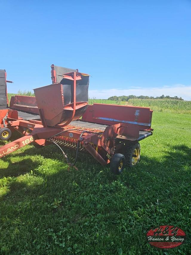 Image of New Holland 166 equipment image 1