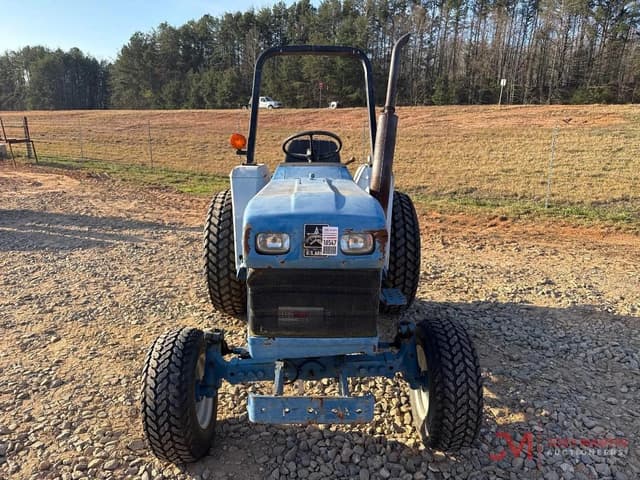 Image of New Holland 1720 equipment image 4