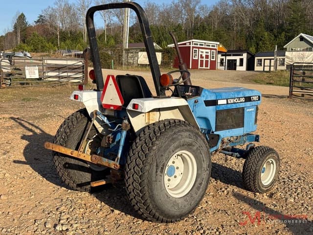 Image of New Holland 1720 equipment image 1