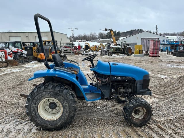 Image of New Holland 1725 equipment image 4