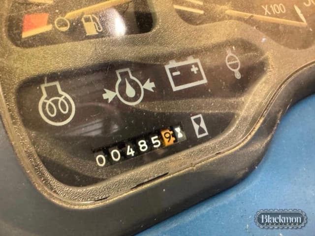 Image of New Holland 1725 equipment image 2