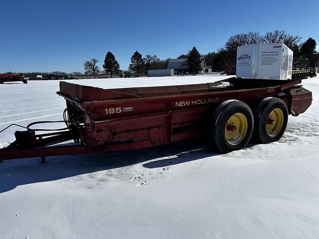 Image of New Holland 185 equipment image 2