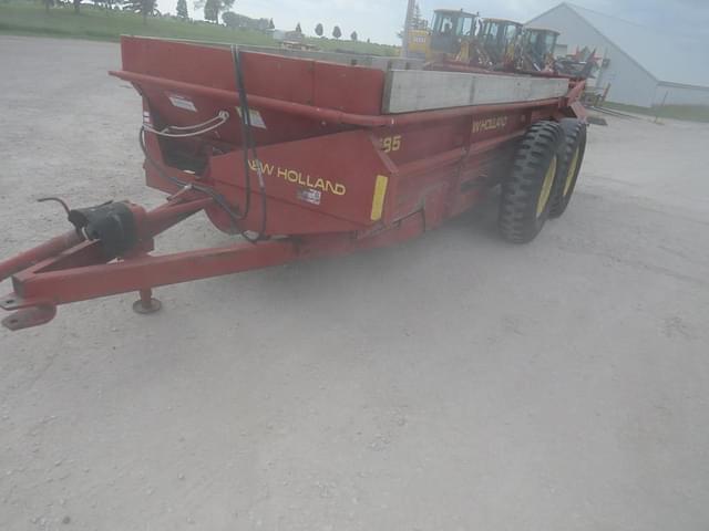 Image of New Holland 185 equipment image 3