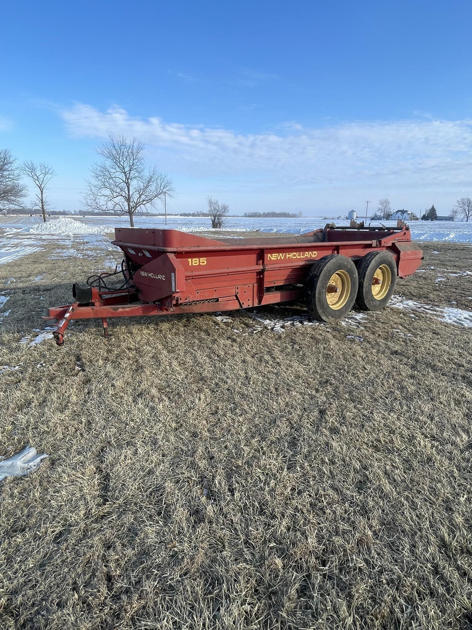 New Holland 185 Equipment Image0