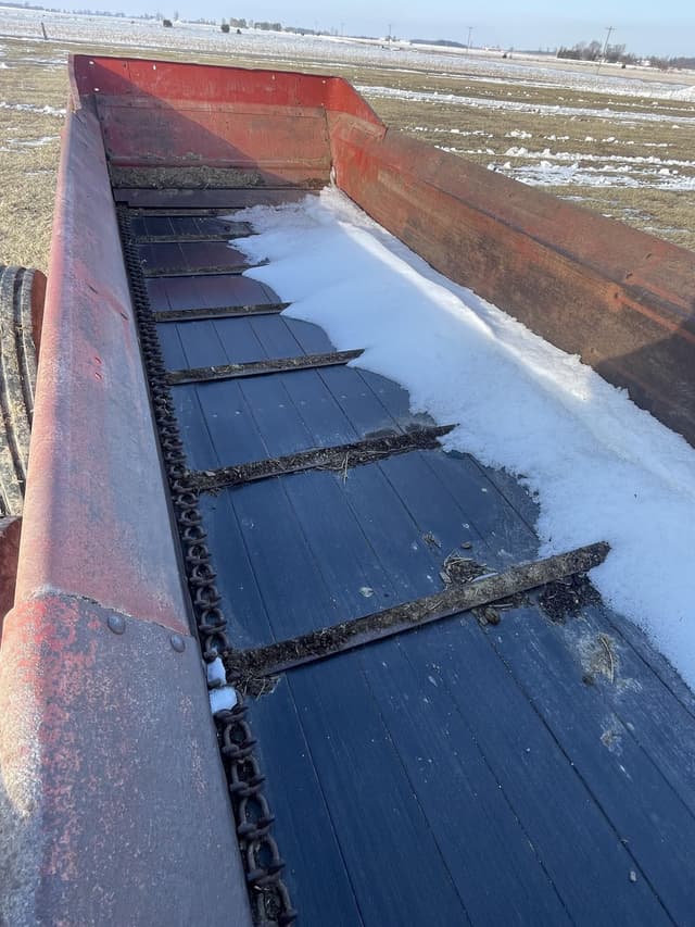 Image of New Holland 185 equipment image 4