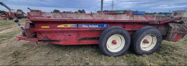 Image of New Holland 185 equipment image 2