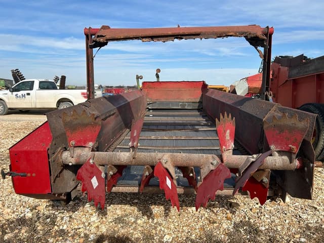 Image of New Holland 185 equipment image 2