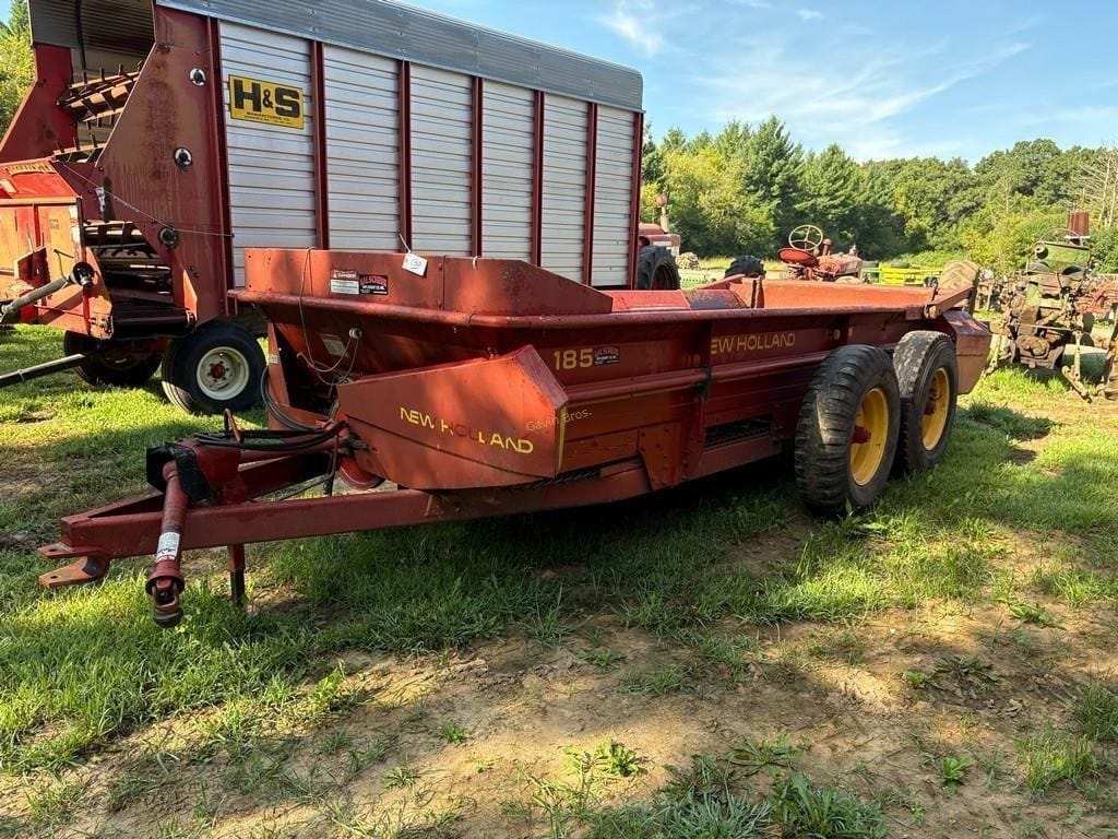 New Holland 185 Equipment Image0
