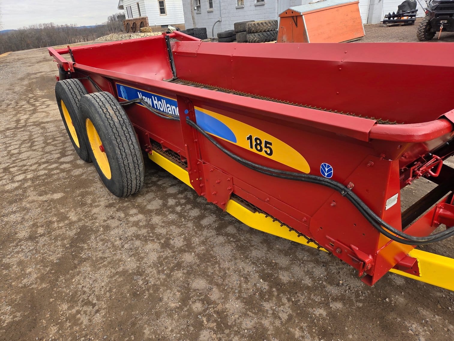 New Holland 185 Equipment Image0