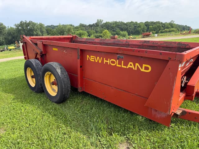 Image of New Holland 195 equipment image 4