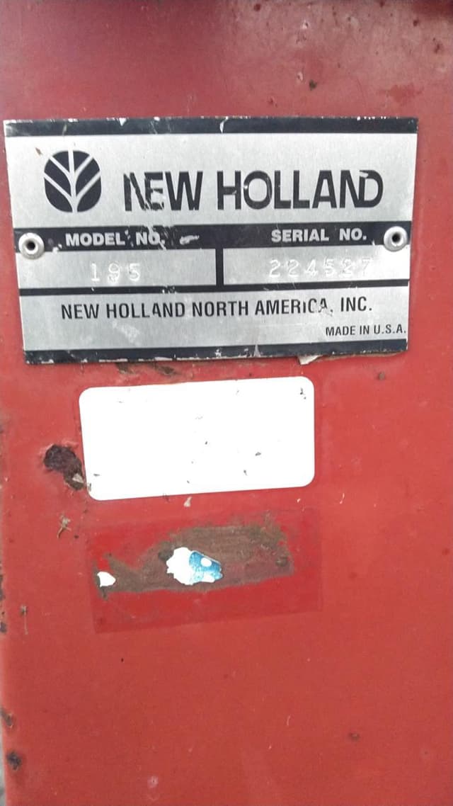 Image of New Holland 195 equipment image 4
