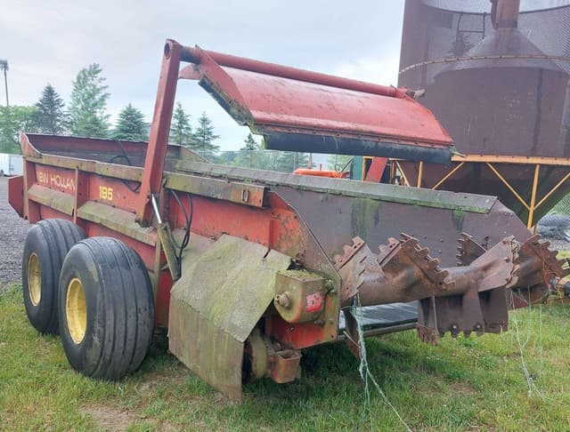 Image of New Holland 195 equipment image 4