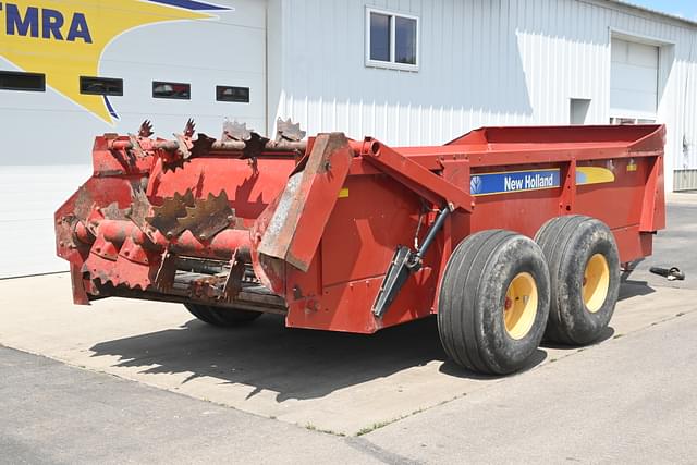 Image of New Holland 195 equipment image 2