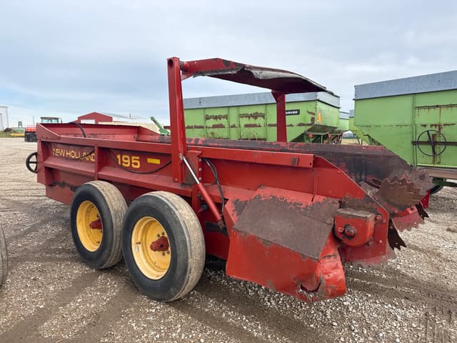 Image of New Holland 195 equipment image 2