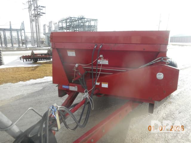 Image of New Holland 195 equipment image 2