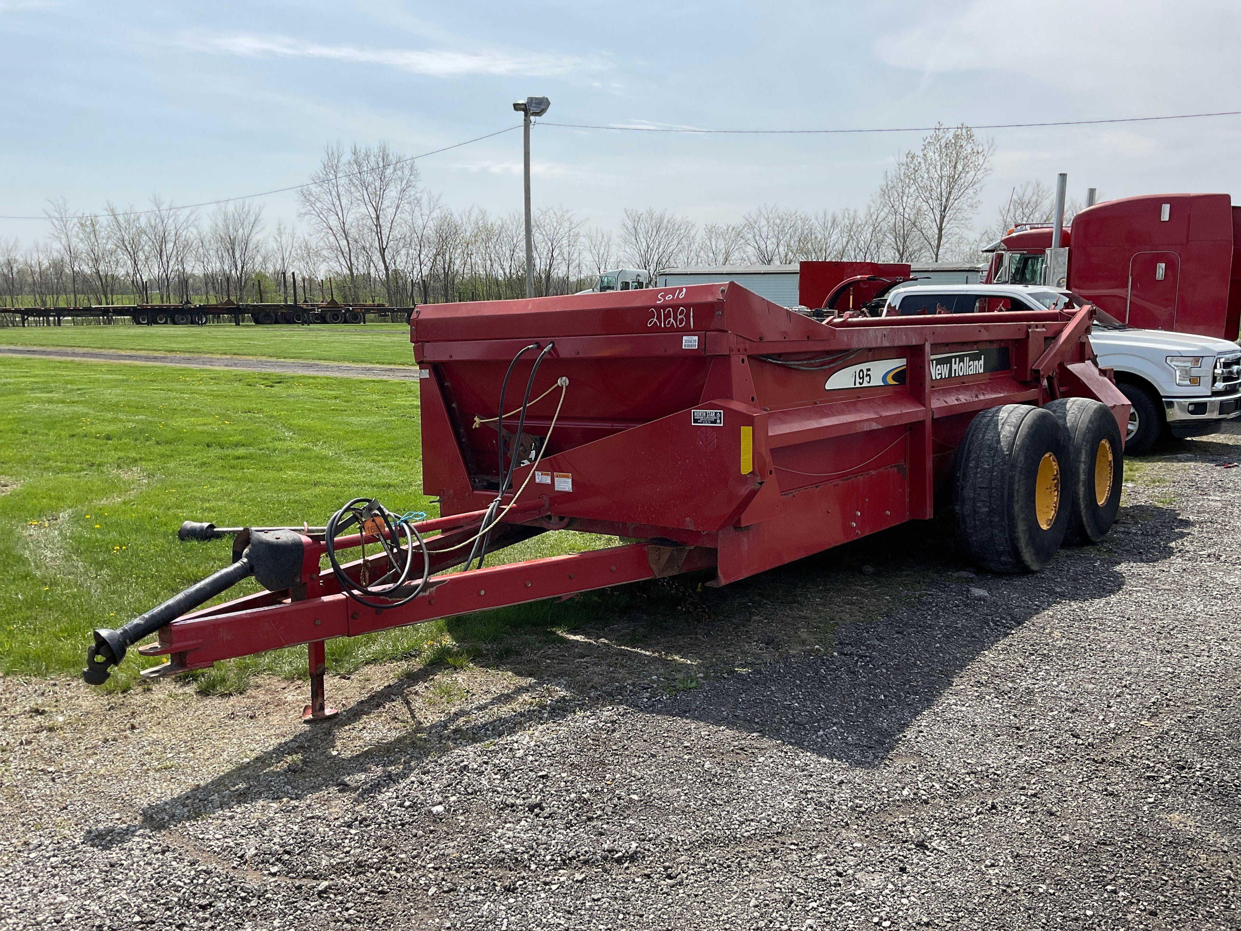 Main image New Holland 195