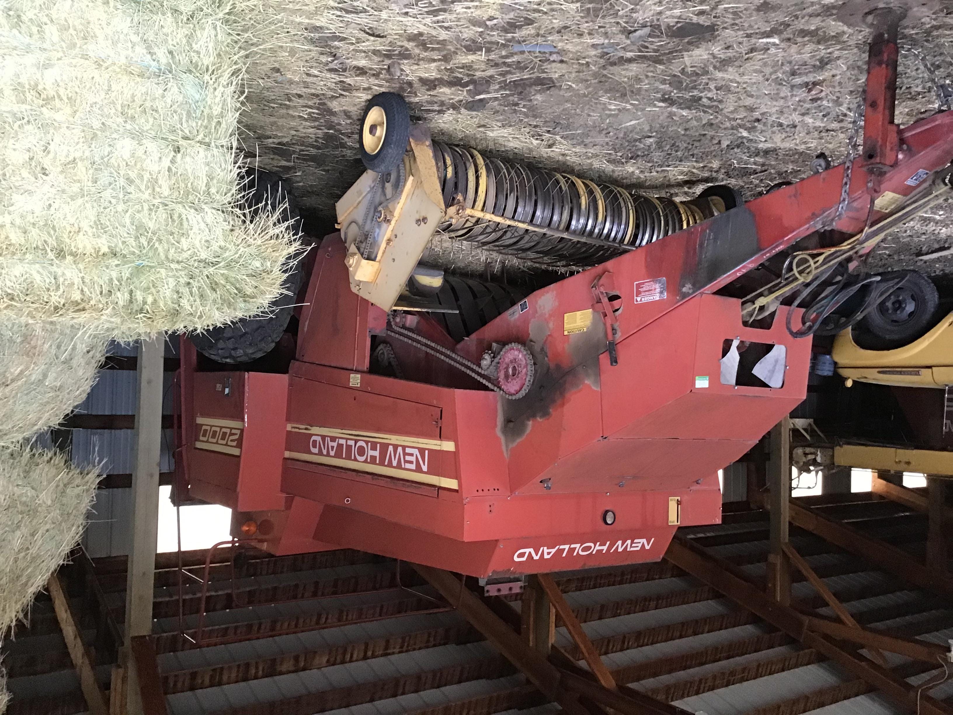 Main image New Holland 2000