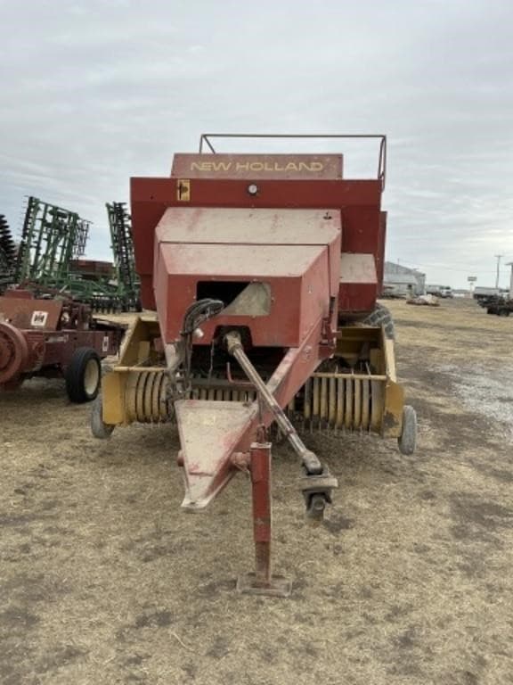 Image of New Holland 2000 equipment image 1