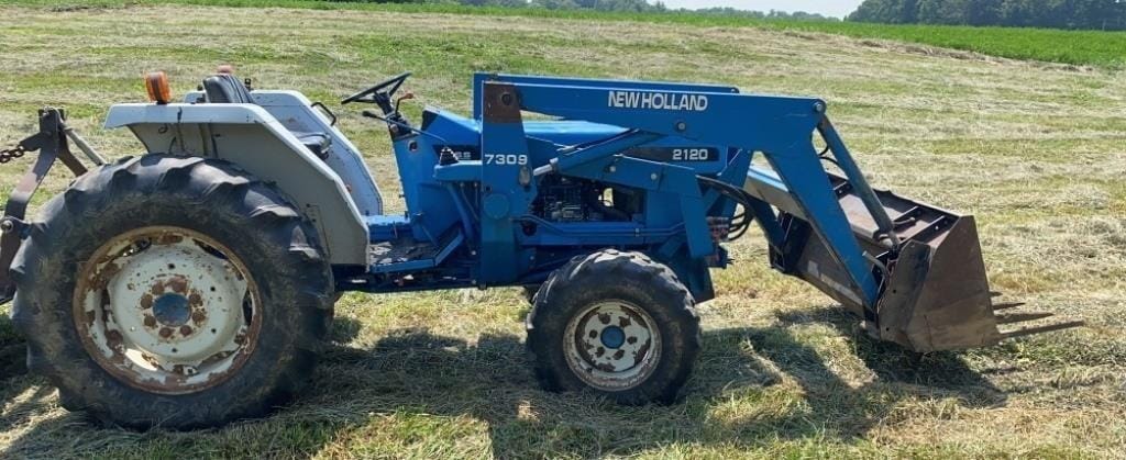 Main image New Holland 2120