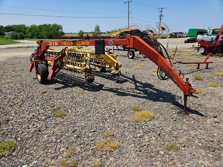 New Holland 216 Equipment Image0
