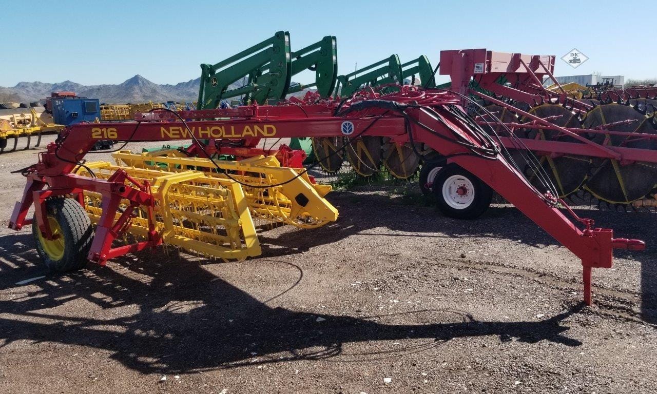 New Holland 216 Equipment Image0
