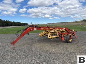 Main image New Holland 216